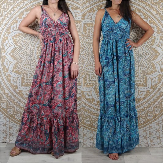 Robe longue Agali en soie indienne. Maxi robe boho avec fines bretelles. Imprimé paisley bleu / orange et beige / jaune, marron, blanc /rose