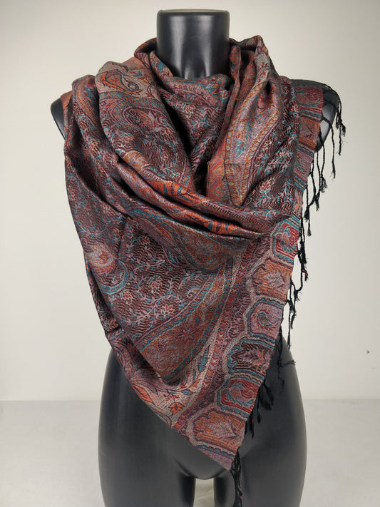 Pashmina Mangal réversible en modal / soie. Echarpe motif paisley marron.