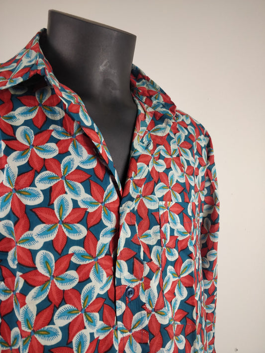 Chemise homme Rama manches longues. Chemise en coton. Motifs fleuri rouge.