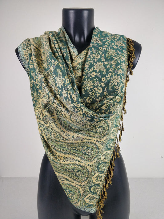 Pashmina réversible Sankya en viscose. Echarpe motif paisley bleu.