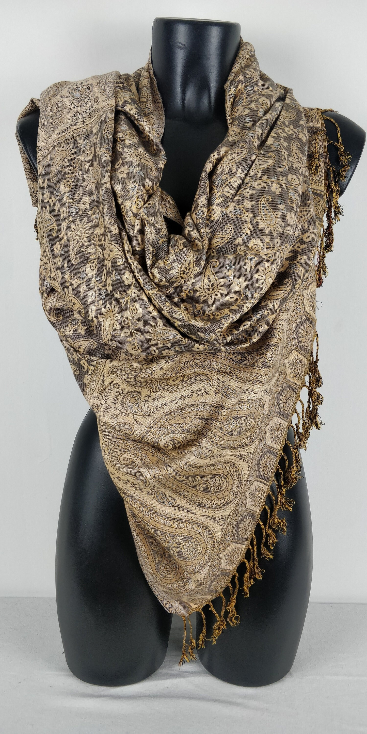 Pashmina réversible avec motifs paisley marrons et blancs, en viscose douce