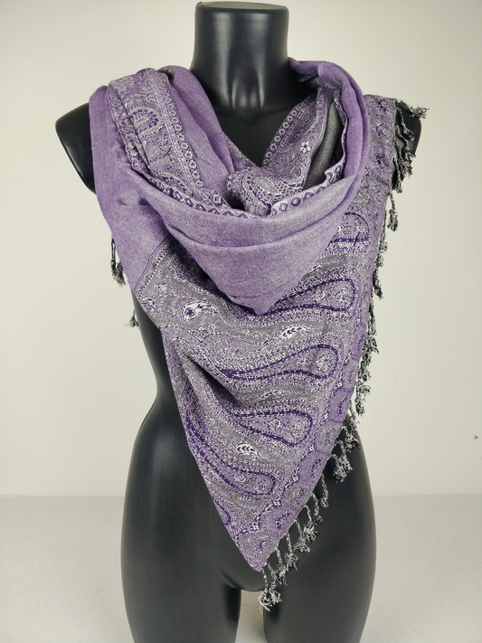 Pashmina Helak réversible en viscose. Echarpe motifs paisley violet et gris.